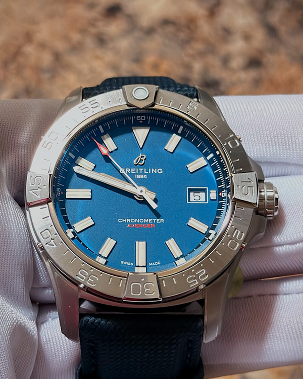 Breitling Avenger (A17328101C1A1)