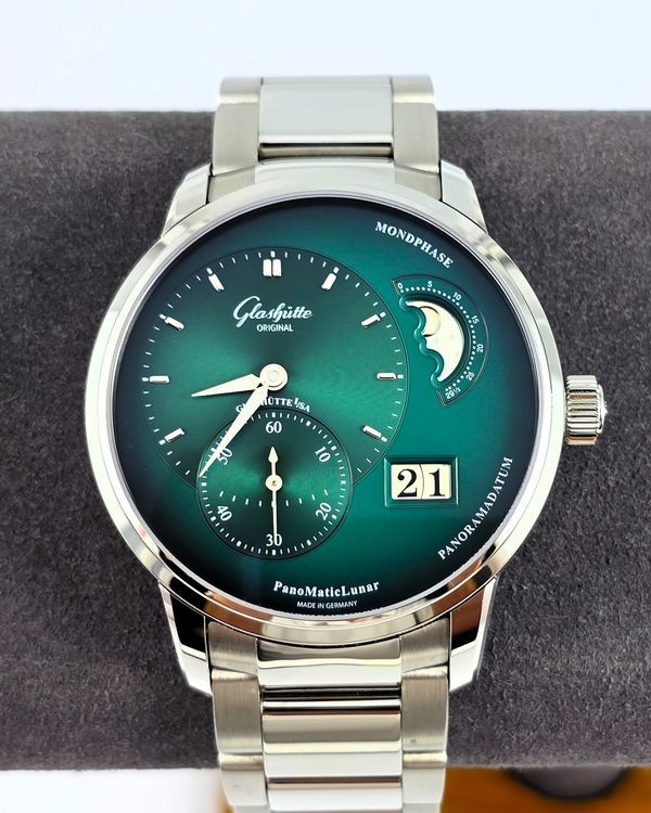 No Reserve - 2026 Glashütte Original PanoMaticLunar 40MM Green Dial Steel Bracelet (1-90-02-13-32-70)