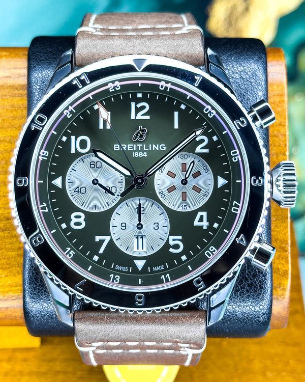 No Reserve - 2024 Breitling Super Avi B04 Chronograph GMT "Curtiss Warhawk" 46MM Green Dial Leather Strap (AB04452A1L1X1)