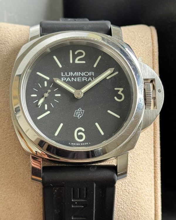 2024 Panerai Luminor Base Logo 44MM Black Dial Rubber Strap (PAM01084)
