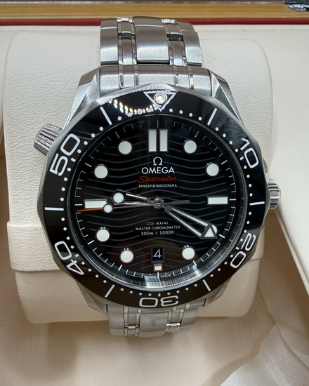 2024 Omega Seamaster Diver 300M 42MM Black Dial Steel Bracelet (210.30.42.20.01.001)