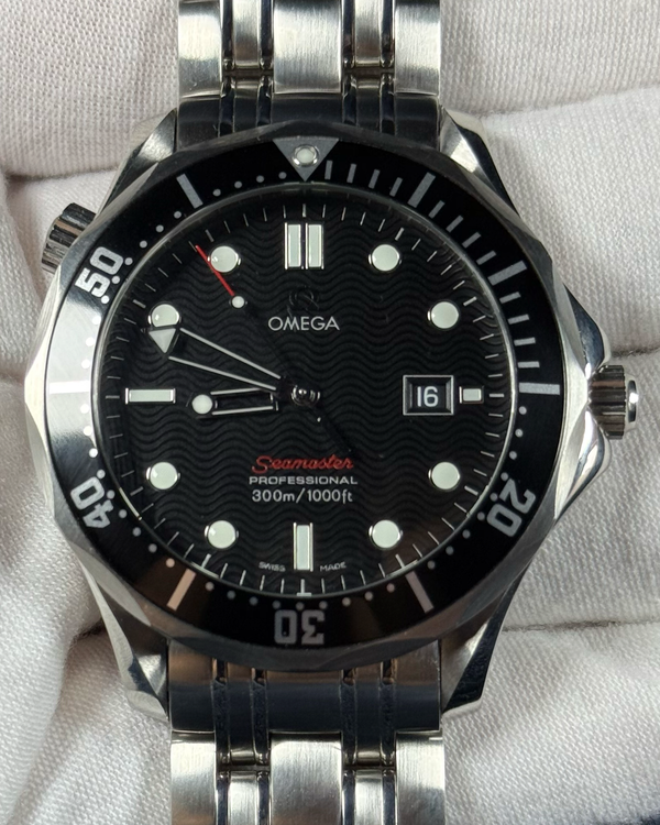 2017 Omega Seamaster Diver 300M 41MM Quartz Black Dial Steel Bracelet (212.30.41.61.01.001)