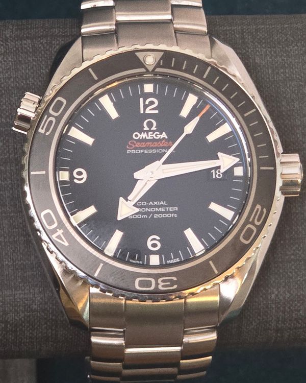 No Reserve - 2021 Omega Seamaster Planet Ocean 600M 45.5MM Black Dial Steel Bracelet (232.30.46.21.01.001)