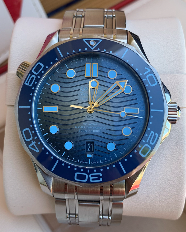 2024 Omega Seamaster Diver 300M "Summer Blue" 42MM Blue Dial Steel Bracelet (210.30.42.20.03.003)