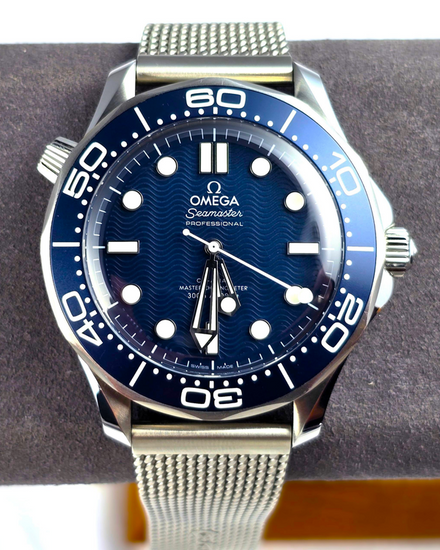 No Reserve - 2025 Omega Seamaster Diver 300M "James Bond 60th Anniversary" 42MM Blue Dial Steel Bracelet (210.30.42.20.03.002)