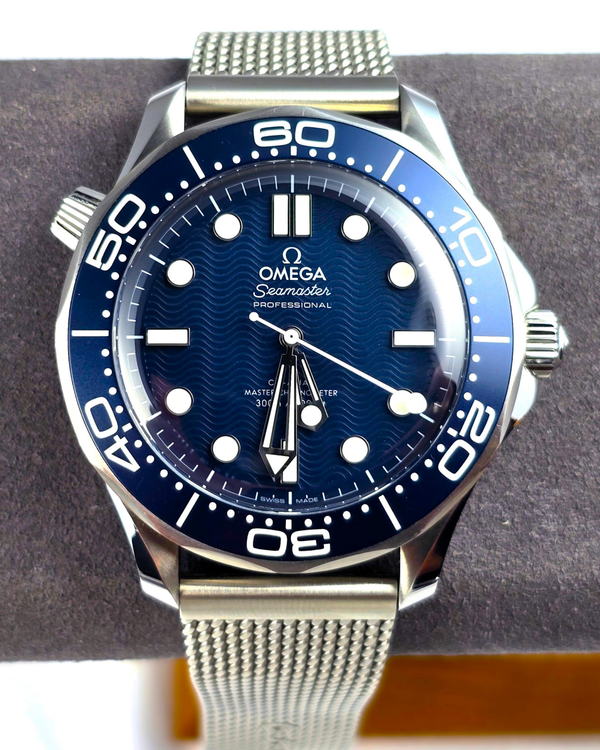 No Reserve - 2025 Omega Seamaster Diver 300M "James Bond 60th Anniversary" 42MM Blue Dial Steel Bracelet (210.30.42.20.03.002)