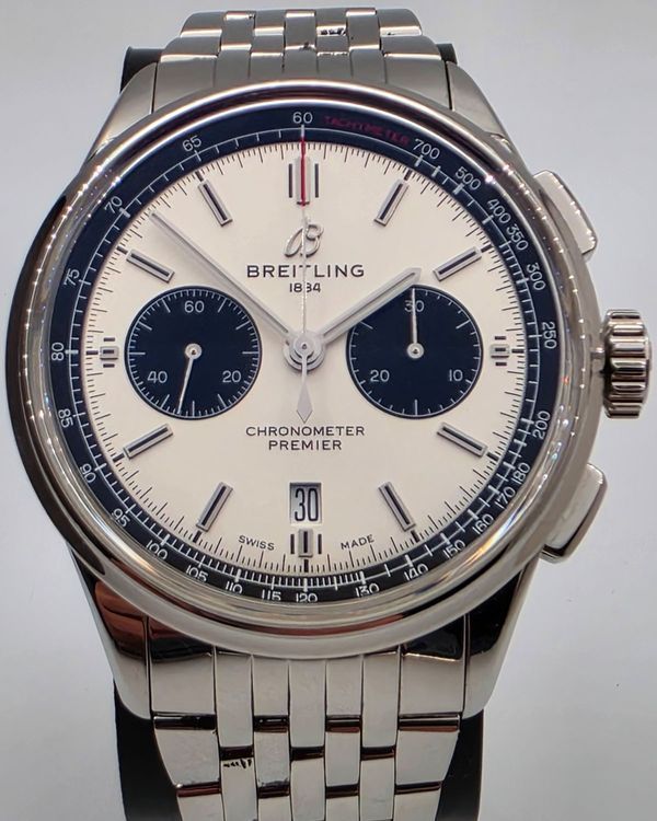 Breitling Chronograph (AB0118221G1A1)
