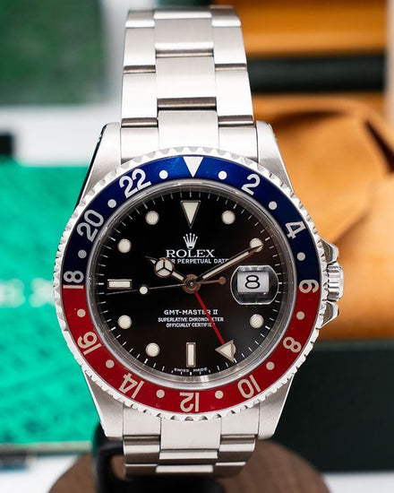 2002 Rolex GMT-Master II "Pepsi" 40MM Black Dial Oyster Bracelet (16710)