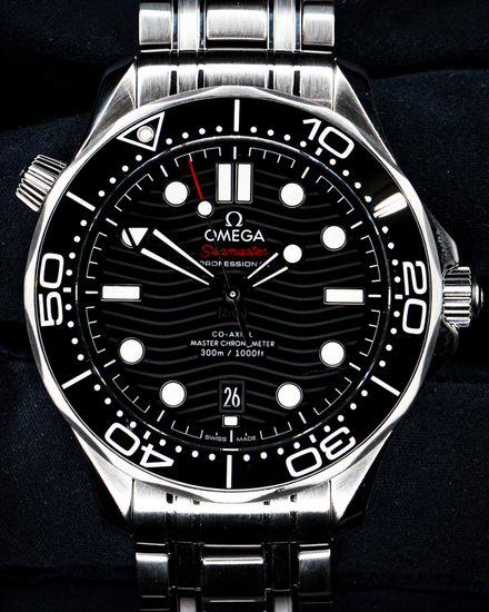 No Reserve - 2020 Omega Seamaster Diver 300M 42MM Black Dial Steel Bracelet (210.30.42.20.01.001)