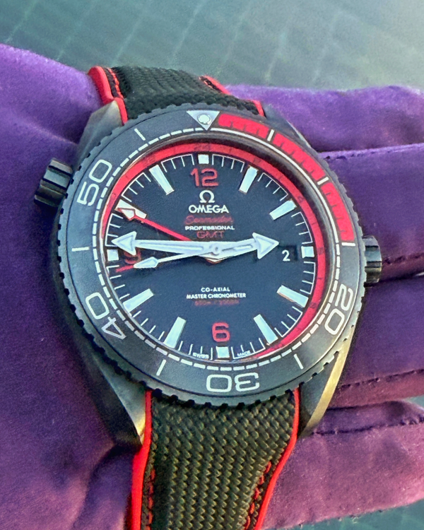 Omega Seamaster Planet Ocean 600M "Deep Black" 45.5MM Black Dial Rubber Strap (215.92.46.22.01.003)