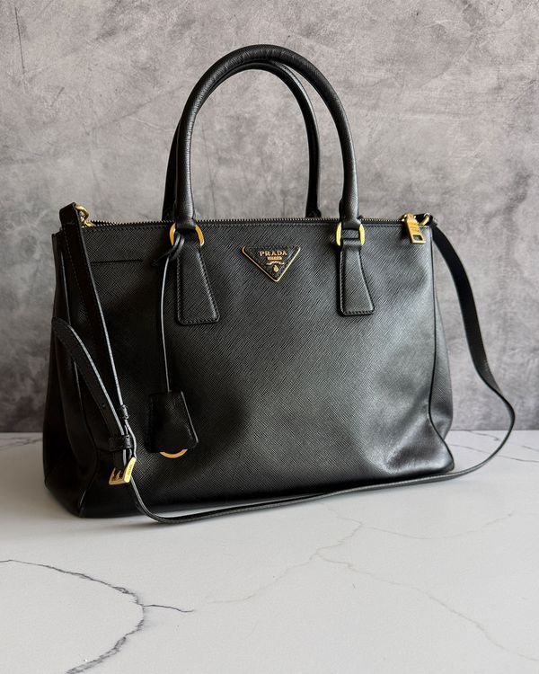 No Reserve - Prada Diagramme