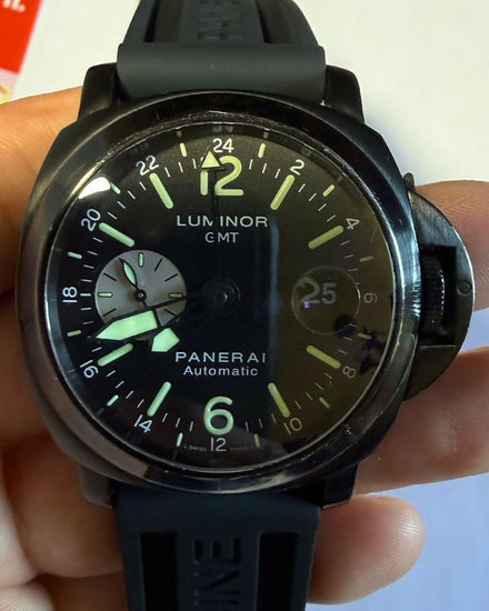 2005 Panerai Luminor GMT 44MM Black Dial Aftermarket Rubber Strap (PAM00088)