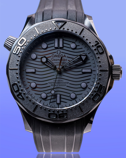 No Reserve - 2022 Omega Seamaster Diver 300M “Black Black” 43.5MM Black Dial Rubber Strap (210.92.44.20.01.003)