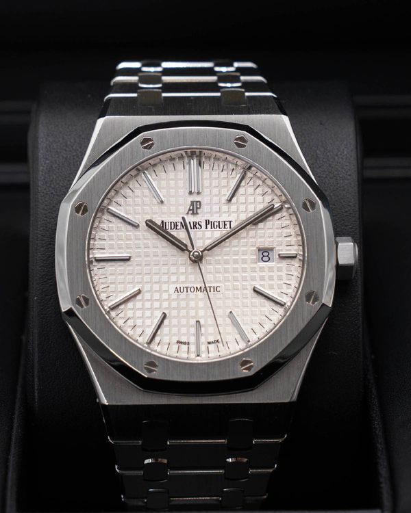 2015 Audemars Piguet Royal Oak 41MM White Dial Steel Bracelet (15400ST.OO.1220ST.02)