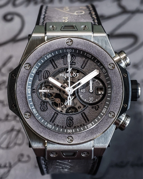 2021 Hublot Big Bang Unico "Berluti Aluminio" L.E. 44MM Grey Dial Leather Strap (421.NX.0500.VR.JBER21)