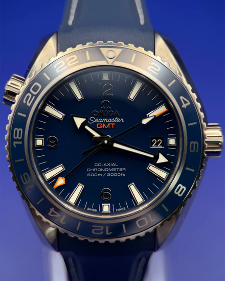 Omega Seamaster Planet Ocean 600M GMT 43.5MM Blue Dial Rubber Strap (232.92.44.22.03.001)