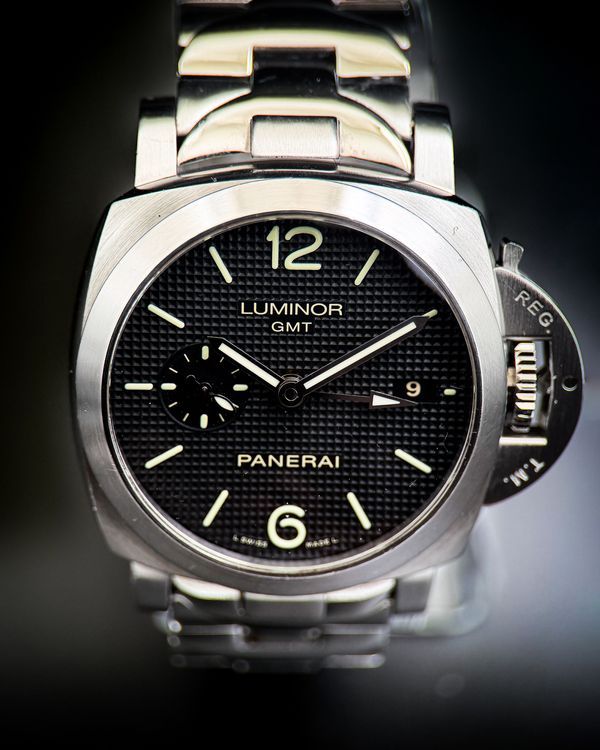 2016 Panerai Luminor 1950 3 Days GMT 42MM Black Dial Steel Bracelet (PAM00535)