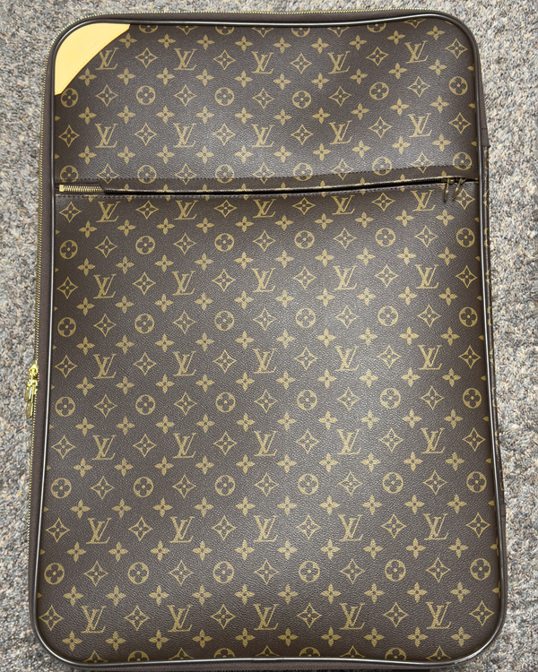 No Reserve - Louis Vuitton Accessories Pégase Monogram Leather Suitcase Gold-Tone Hardware (M23264)