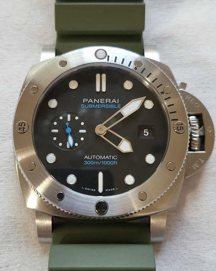 2024 Panerai Submersible QuarantaQuattro 44MM Black Dial Rubber Strap (PAM01229)