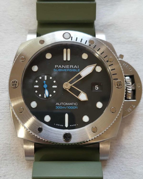 2024 Panerai Submersible QuarantaQuattro 44MM Black Dial Rubber Strap (PAM01229)