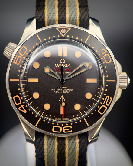 2022 Omega Seamaster Diver 300M "No Time To Die" 007 Edition 42MM Black Dial Textile Strap (210.92.42.20.01.001)