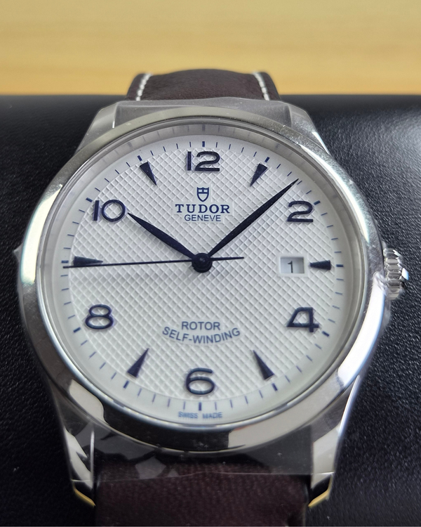 No Reserve - 2026 Tudor 1926 41MM Silver Dial Leather Strap (91650)