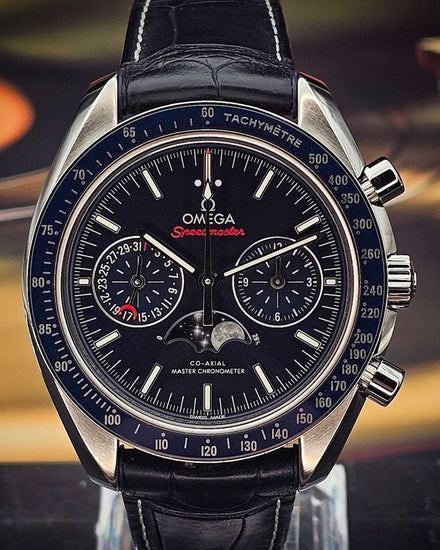 2021 Omega Speedmaster Moonphase 44.25MM Blue Dial Leather Strap (304.33.44.52.03.001)