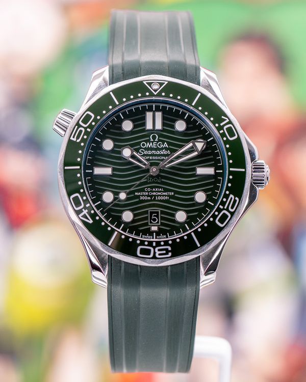 No Reserve - Omega Seamaster Diver 300M (210.32.42.20.10.001)