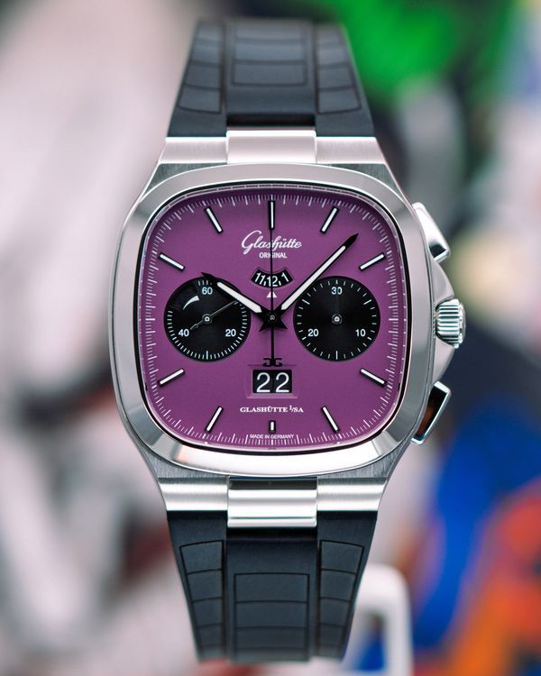 2025 Glashütte Original Seventies Panorama Date L.E. 40MM Purple "Plasma" Dial Rubber Strap (1-37-02-20-02-63)