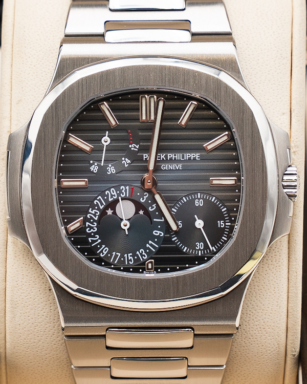 Patek Philippe Nautilus (5712/1A-001)