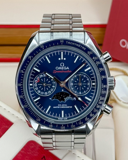 2017 Omega Speedmaster Moonphase 44.25MM Blue Dial Steel Bracelet (304.33.44.52.03.001)