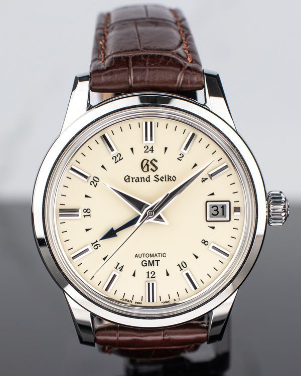 Grand Seiko Elegance (SBGM221G)