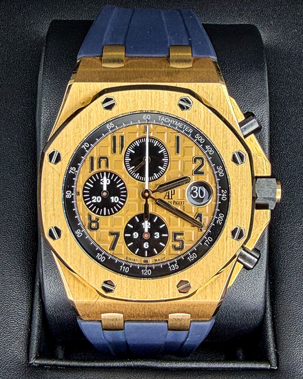 Audemars Piguet Royal Oak Offshore Chronograph "Half Brick" 42MM Champagne Dial Rubber Strap (26470OR)