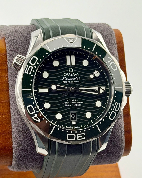 (WORKING) Omega Seamaster 300 (21032422010001)