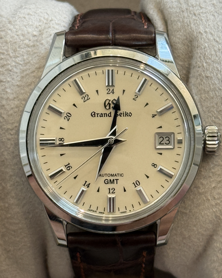 No Reserve - 2026 Grand Seiko Elegance Collection GMT 39.5MM Champagne Dial Leather Strap (SBGM221)