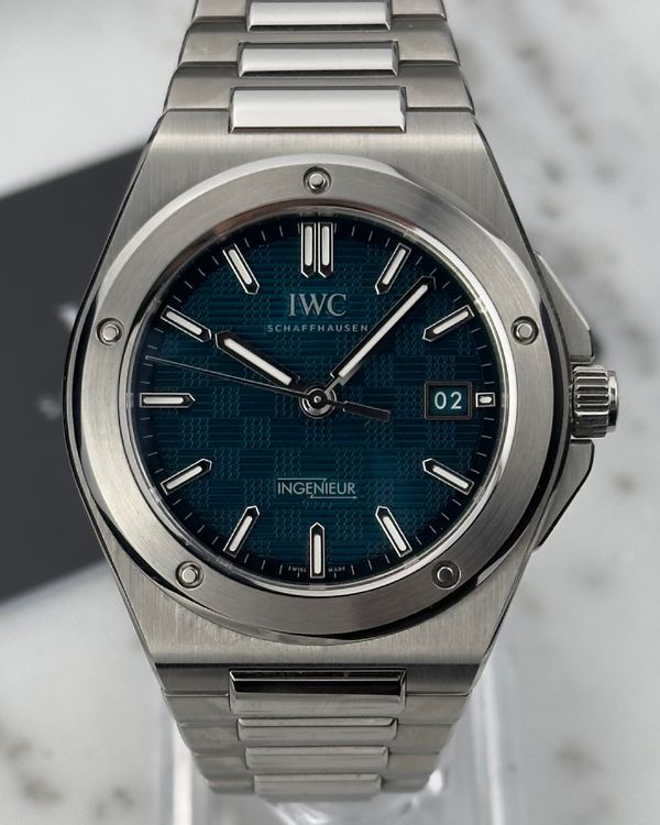 IWC Schaffhausen Ingenieur (IW328903)
