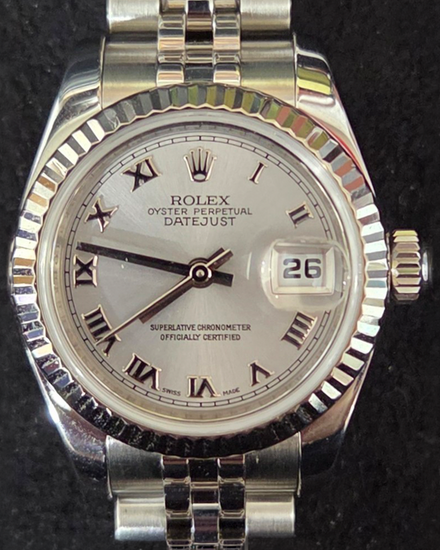 2008 Rolex Lady-Datejust 26MM Silver Dial Jubilee Bracelet (179174)