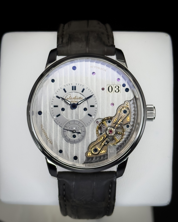 2025 Glashütte Original PanoMaticInverse 42MM Silver Dial Leather Strap (1-91-02-02-02-30)