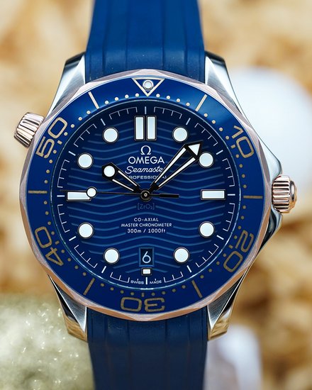 No Reserve - 2024 Omega Seamaster Diver 300M 18k Gold Bezel 42MM Blue Dial Rubber Strap (210.22.42.20.03.002)
