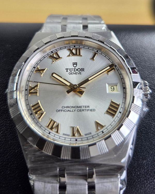 No Reserve - 2026 Tudor Royal 36MM Silver Dial Steel Bracelet (2836C1A0)