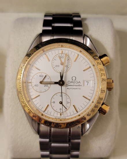 Omega Speedmaster Date 39MM White Dial Steel Bracelet (3311.20.00)