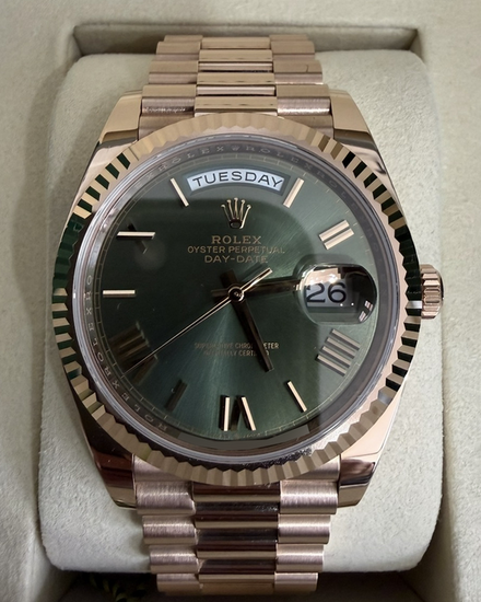 2025 Rolex Day-Date 40MM Green Dial Rose Gold President Bracelet (228235)
