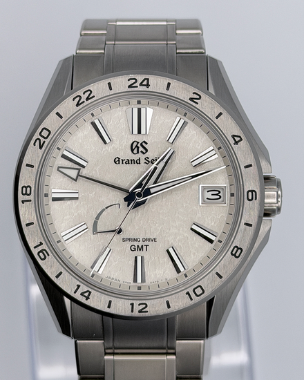 Grand Seiko Evolution 9 GMT "Mistflake" 41MM Silver Dial Titanium Bracelet (SBGE285G)