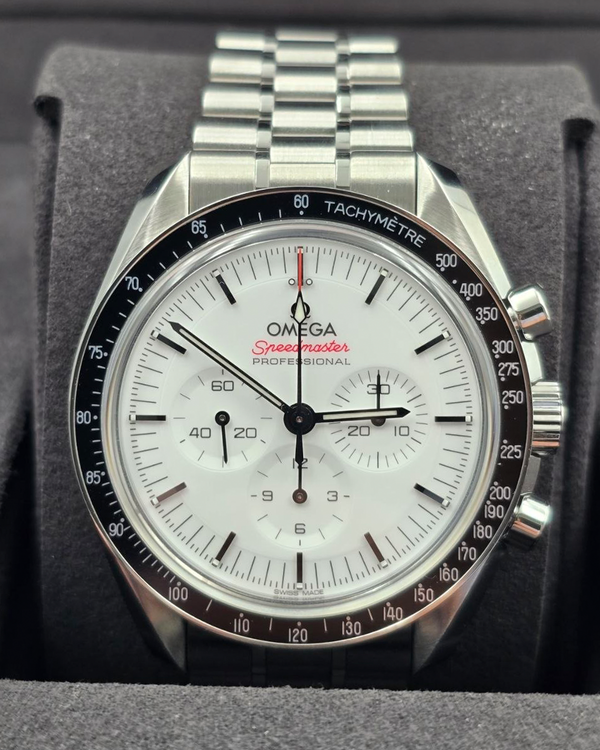 2026 Omega Speedmaster Professional Moonwatch 42MM White Dial Steel Bracelet (310.30.42.50.04.001)