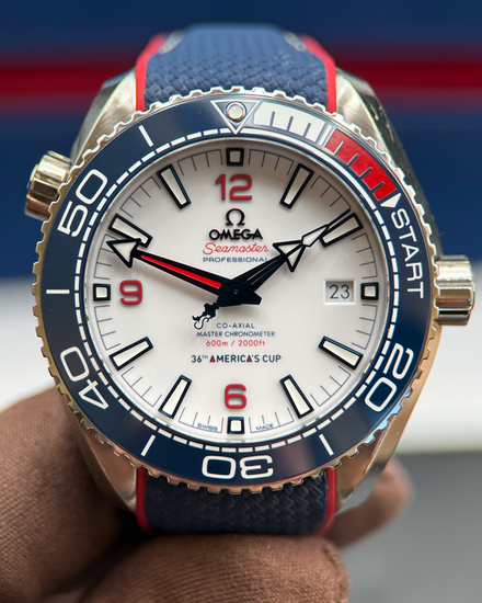 2021 Omega Seamaster Planet Ocean 600M America's Cup L.E. 43.5MM White Dial Rubber Strap (215.32.43.21.04.001)
