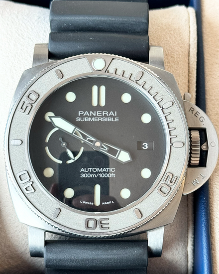 2021 Panerai Submersible "Mike Horn" L.E. 47MM Black Dial Rubber Strap (PAM00984)