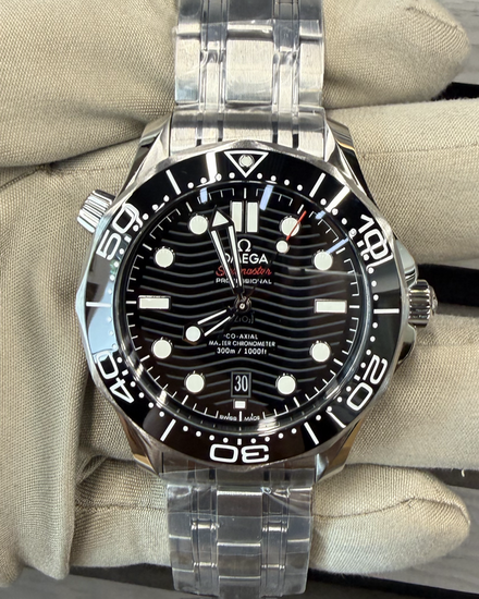 2026 Omega Seamaster Diver 300M 42MM Black Dial Steel Bracelet (210.30.42.20.01.001)