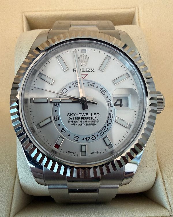 2019 Rolex Sky-Dweller 42MM White Dial Oyster Bracelet (326934)
