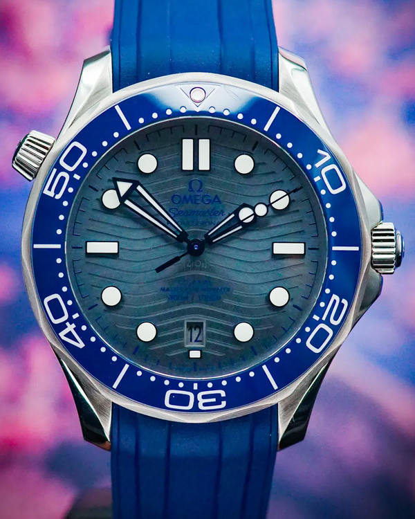 No Reserve - 2023 Omega Seamaster Diver 300M 42MM Grey Dial Rubber Strap (210.32.42.20.06.001)