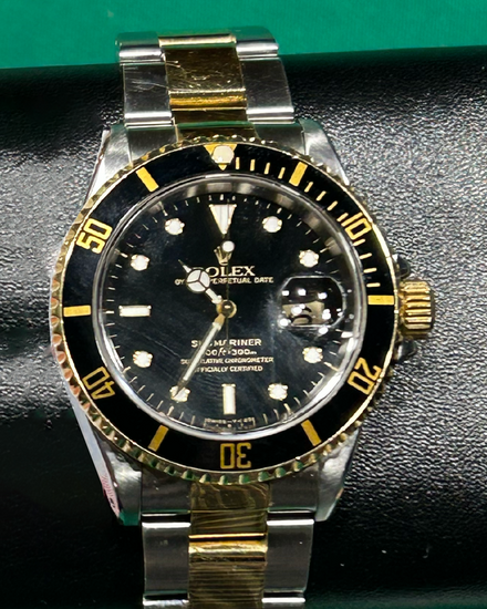 1999 (U Serial) Rolex Submariner Date 40MM Black Dial Two-Tone Oyster Bracelet (16613)